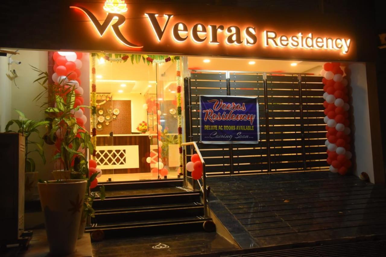 Hotel Veeras Residency Puducherry Exterior foto